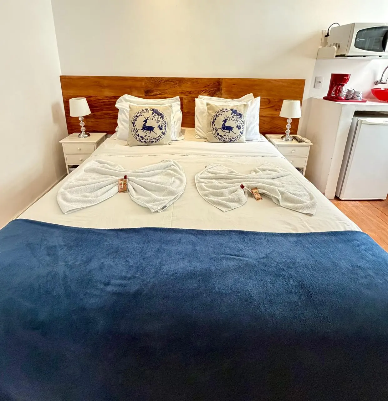 Suíte Comfort com cama king e mini copa - Pousada e Hostel São Paulo